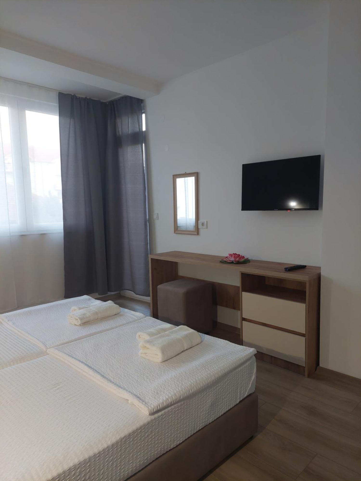 Lotos Apartments สตรูกา ภายนอก รูปภาพ