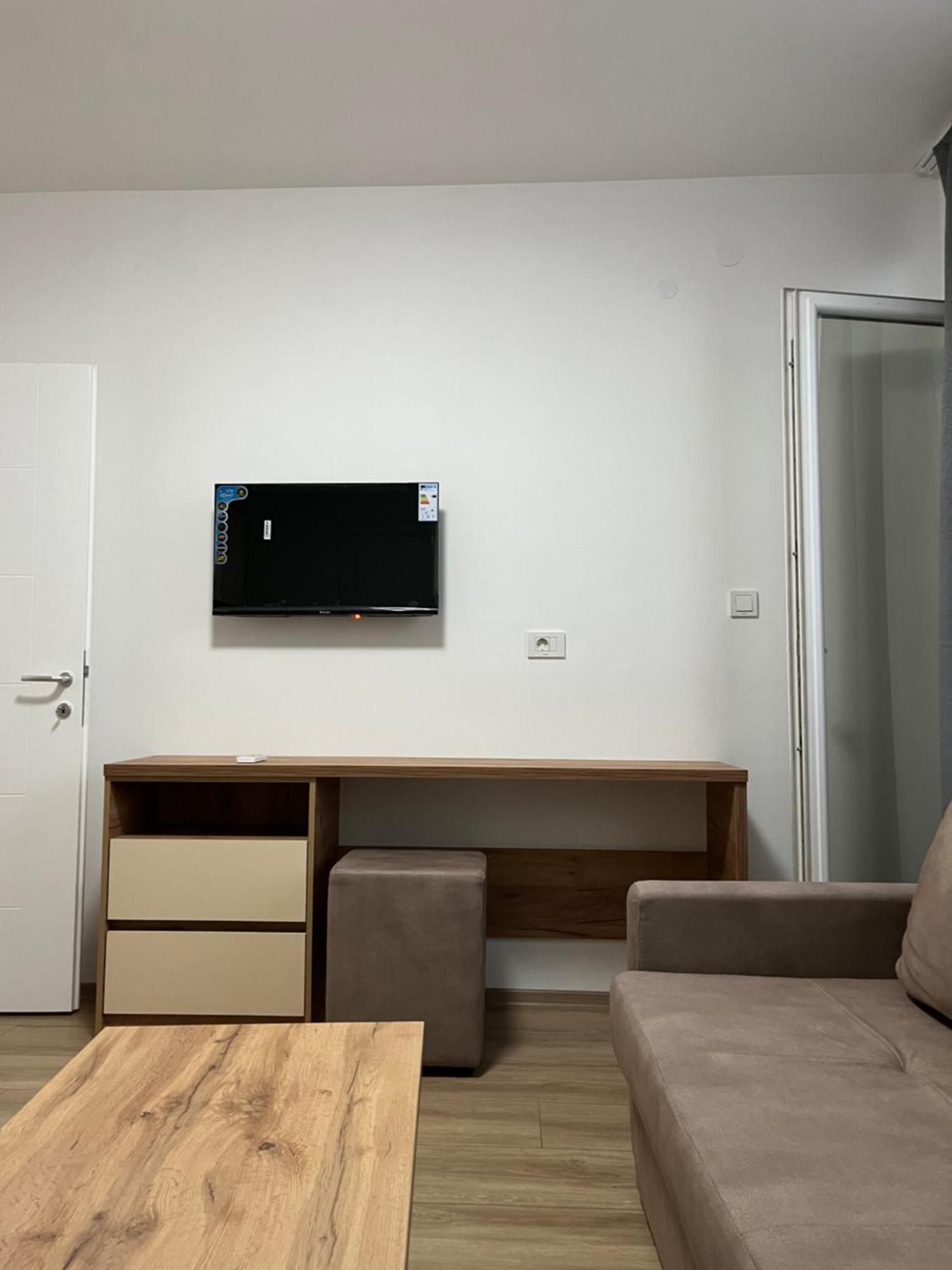 Lotos Apartments สตรูกา ภายนอก รูปภาพ