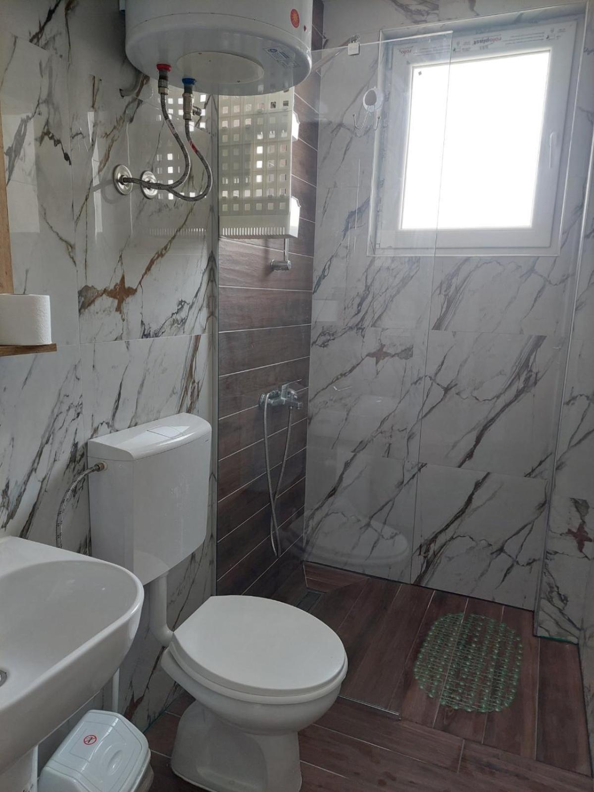 Lotos Apartments สตรูกา ภายนอก รูปภาพ